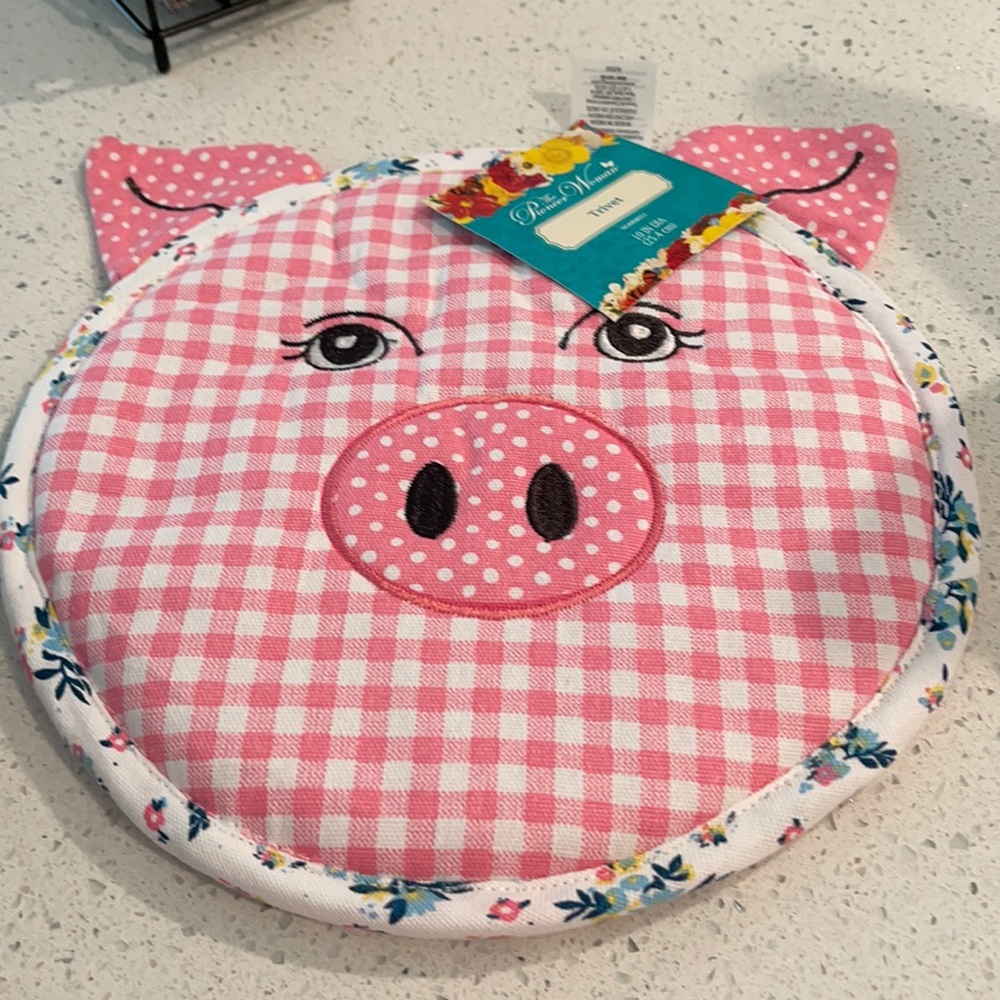 Pioneer Woman Pig